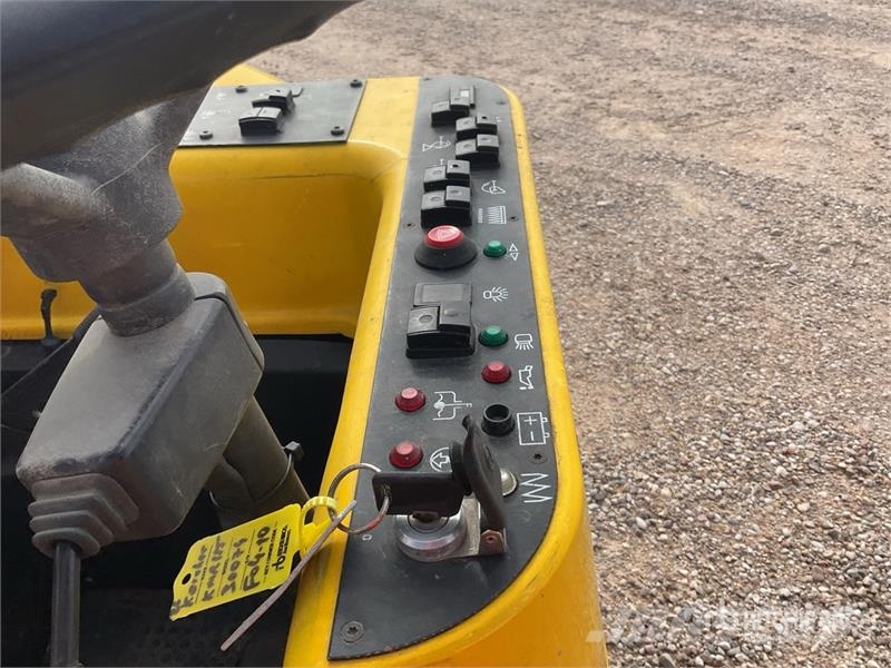 Kärcher KMR1550D Stand-On Floor Sweeper Druga oprema za žetev