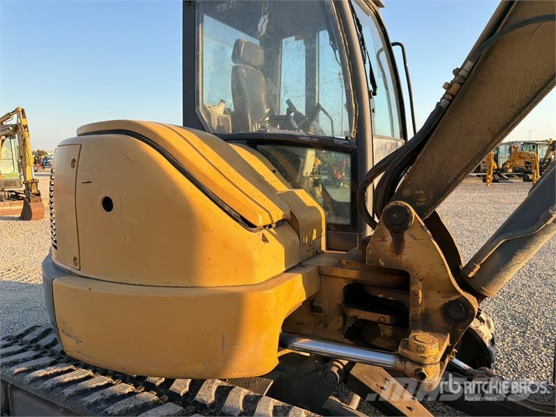 Kato 80VX2 Tracked Excavator Верижен екскаватор