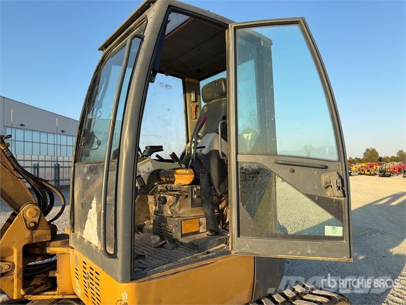 Kato 80VX2 Tracked Excavator Верижен екскаватор