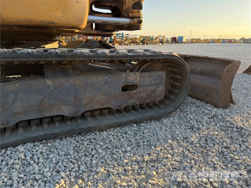 Kato 80VX2 Tracked Excavator Верижен екскаватор