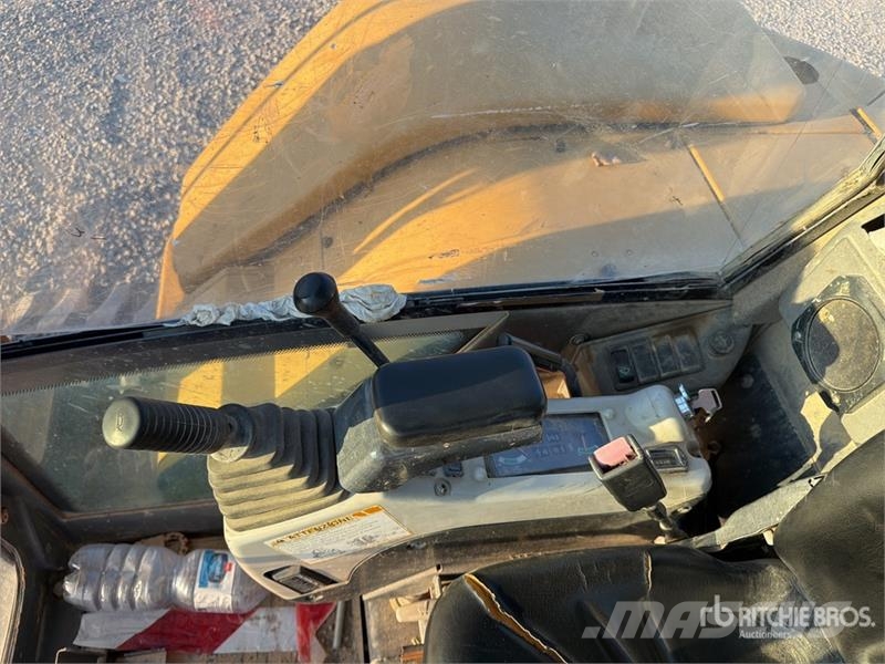 Kato 80VX2 Tracked Excavator Верижен екскаватор
