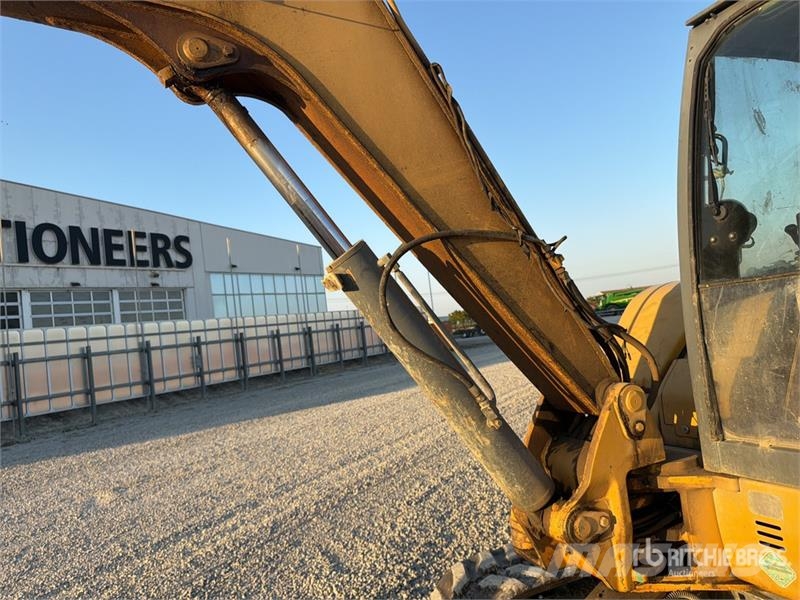 Kato 80VX2 Tracked Excavator Верижен екскаватор