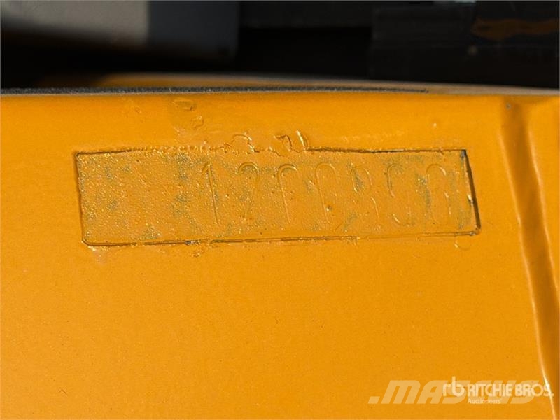 Kato-imer AS 12 Skid Steer Loader Kompaktlastare
