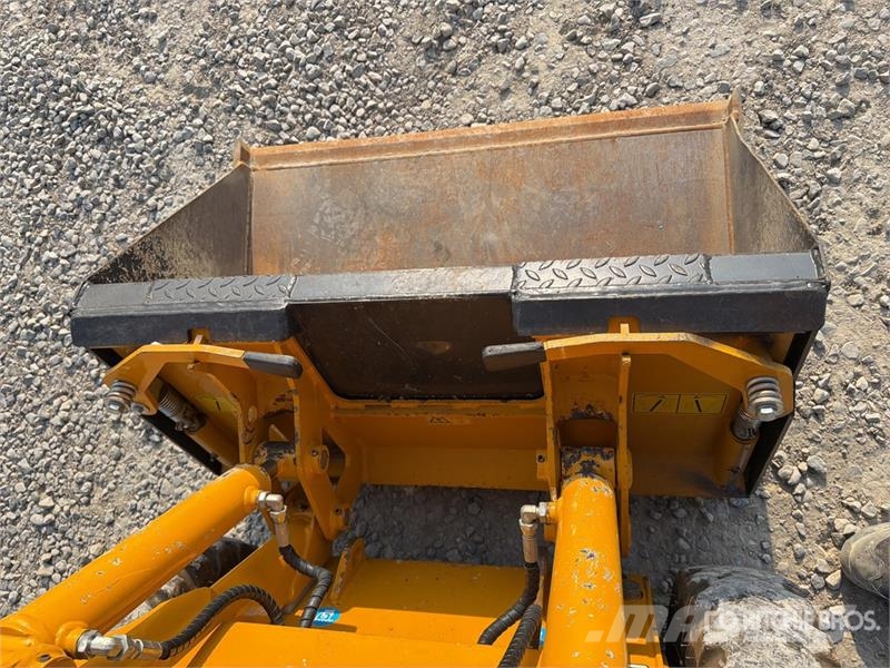 Kato-imer AS 12 Skid Steer Loader Kompaktlastare