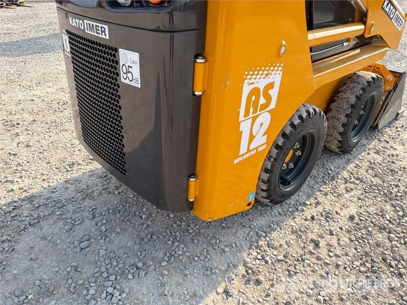 Kato-imer AS 12 Skid Steer Loader Kompaktlastare