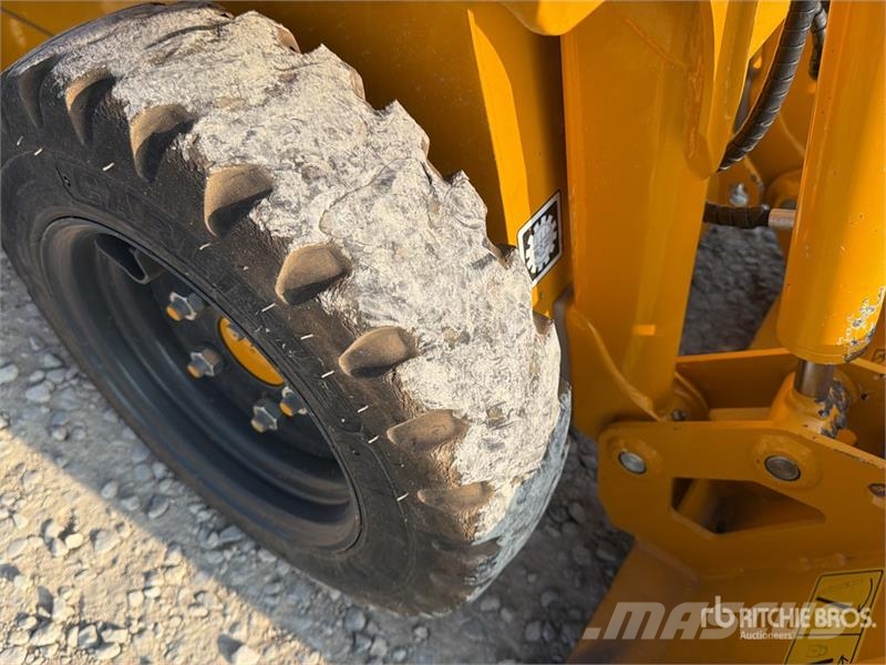Kato-imer AS 12 Skid Steer Loader Kompaktlastare