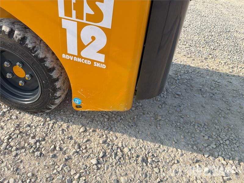 Kato-imer AS 12 Skid Steer Loader Kompaktlastare