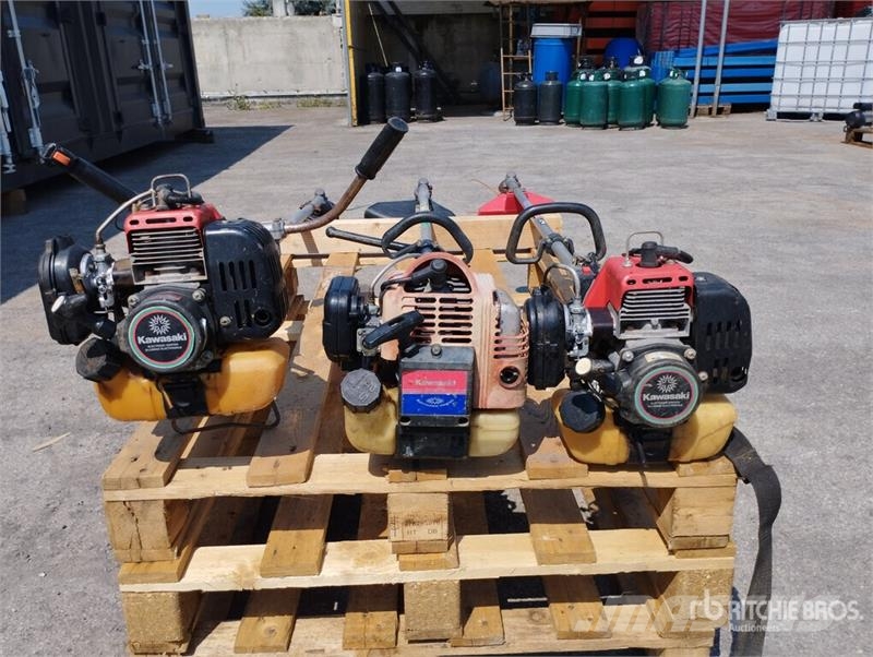 Kawasaki of (3) Kawasaki Brush Cutter Χορτοκοπτικά και κορυφολόγοι βοσκοτόπων