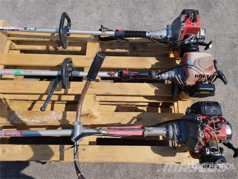 Kawasaki of (3) Kawasaki Brush Cutter Χορτοκοπτικά και κορυφολόγοι βοσκοτόπων