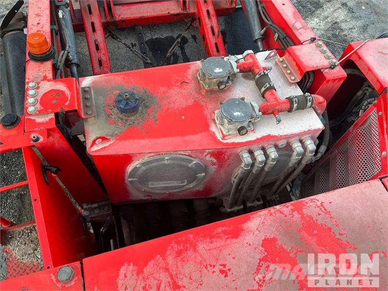 Keestrack R5 Impact Crusher Запчасти и компоненты