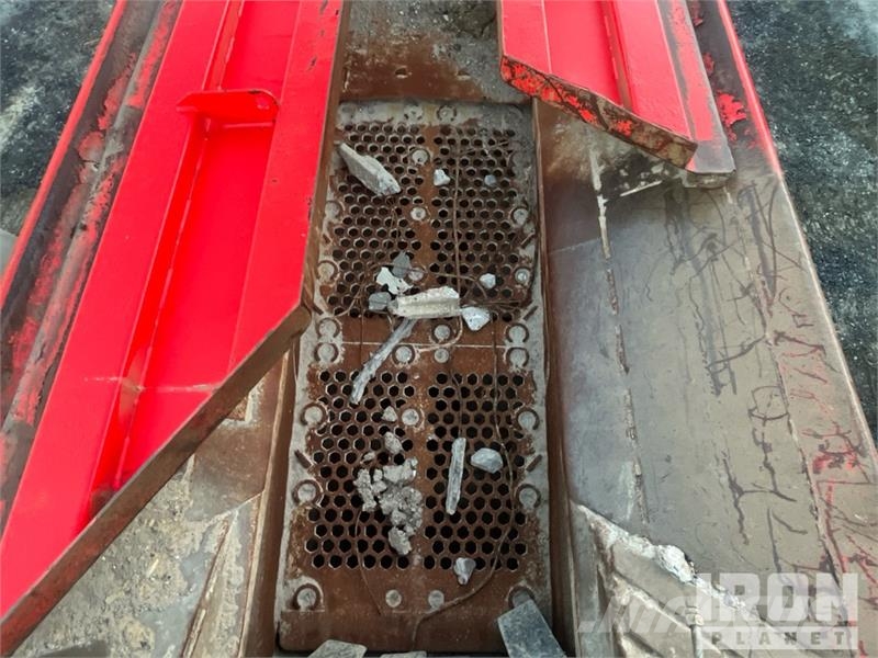 Keestrack R5 Impact Crusher Запчасти и компоненты