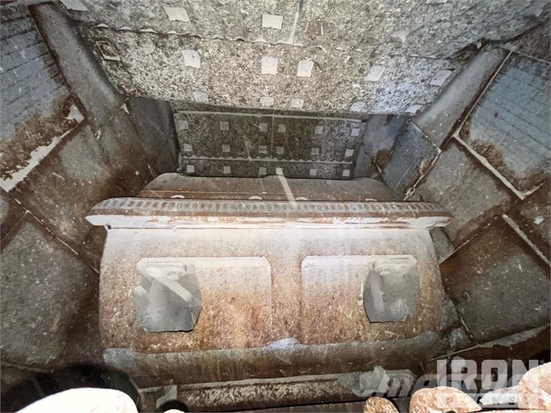 Keestrack R6d Impact Crusher Rezervni delovi za otpad, kamenolome i reciklažu