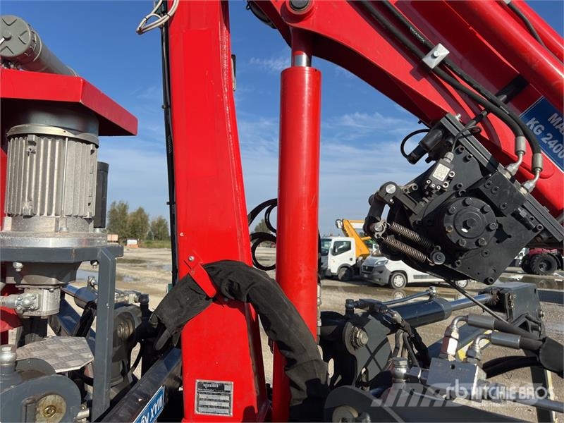 Kegiom 380E4 Spider 2400 kg Crawler Compact Crane Delovi i oprema za kran
