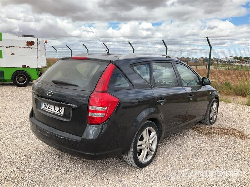 Kia Ceed Automobile (Inoperable) Carros Ligeiros
