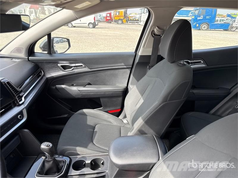 Kia Sportage 1.6 CRDI MHEV BUSINESS 2WD DCT SUV Personbilar