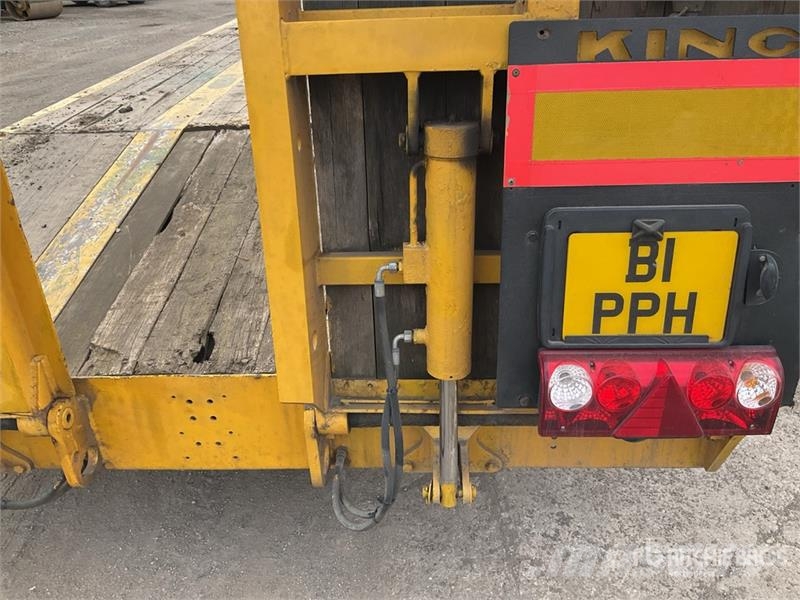 King GTS44-3GR9 Tri/A Lowboy Trailer Low loaders