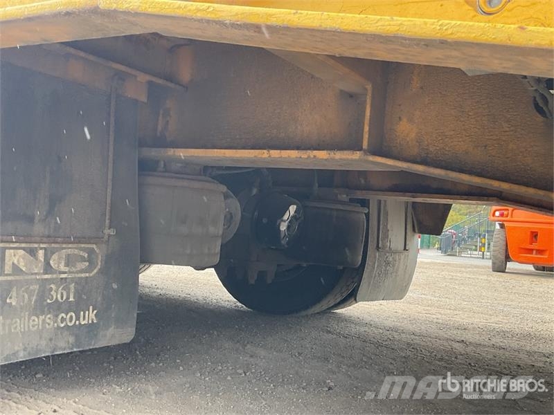King GTS44-3GR9 Tri/A Lowboy Trailer Low loaders