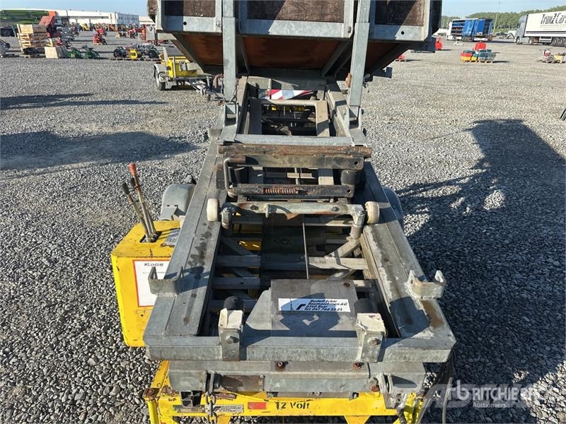 Klaas Universal K III HV 25 /5 Towable Lift Vlečne dvižne ploščadi