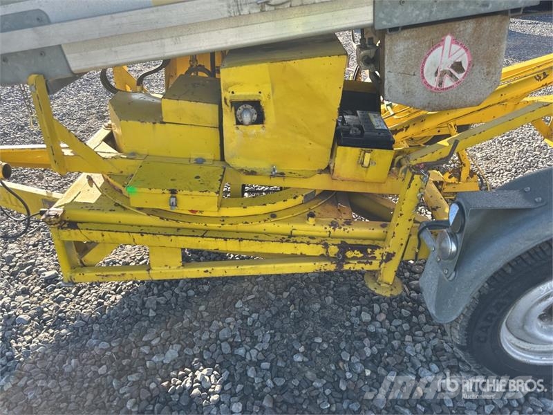 Klaas Universal K III HV 25 /5 Towable Lift Vlečne dvižne ploščadi