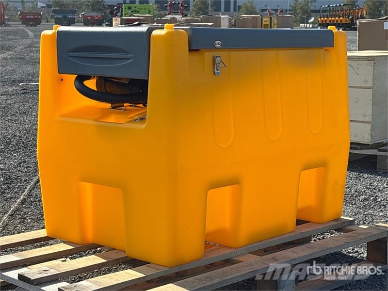 Klamel 240 with Pump Fuel Tank Fuel and additive tanks