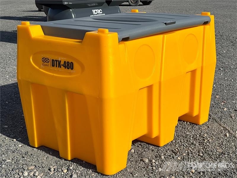 Klamel DTK 480 with Pump Fuel Tank Fuel and additive tanks