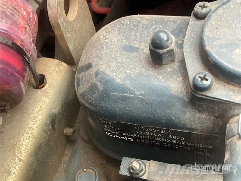 Knikmops 130 Wheel Loader Incarcator pe pneuri