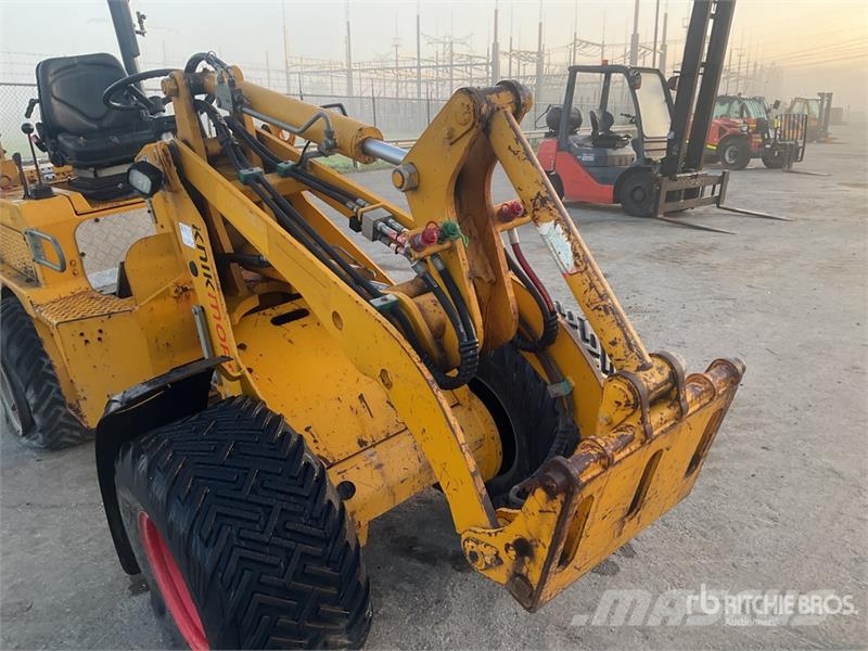Knikmops 250 Wheel Loader Wielladers