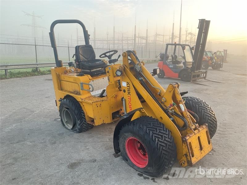 Knikmops KM250 Wheel Loader Kolesni nakladalci