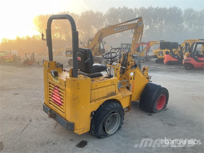 Knikmops KM250 Wheel Loader Kolesni nakladalci