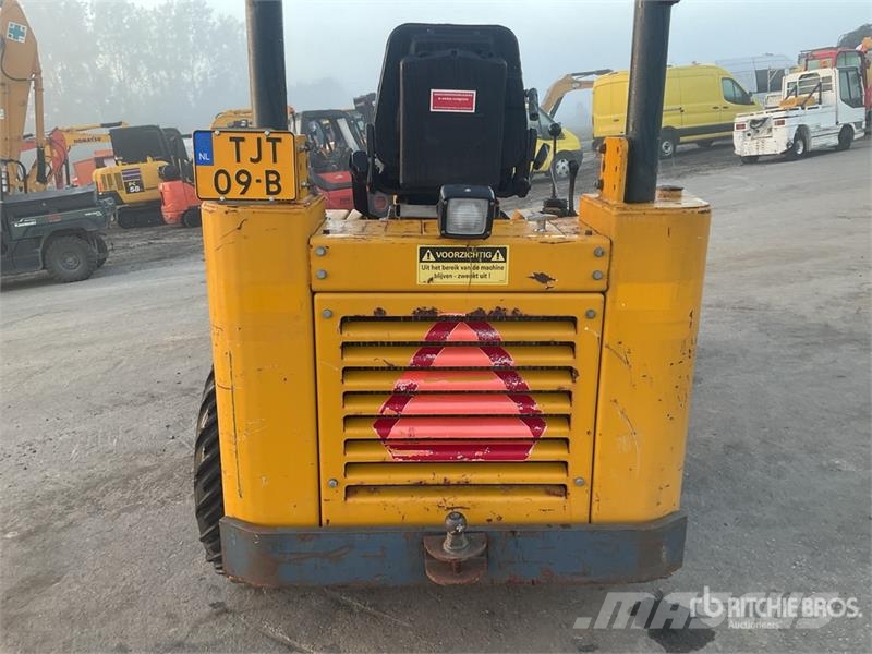 Knikmops KM250 Wheel Loader Kolesni nakladalci