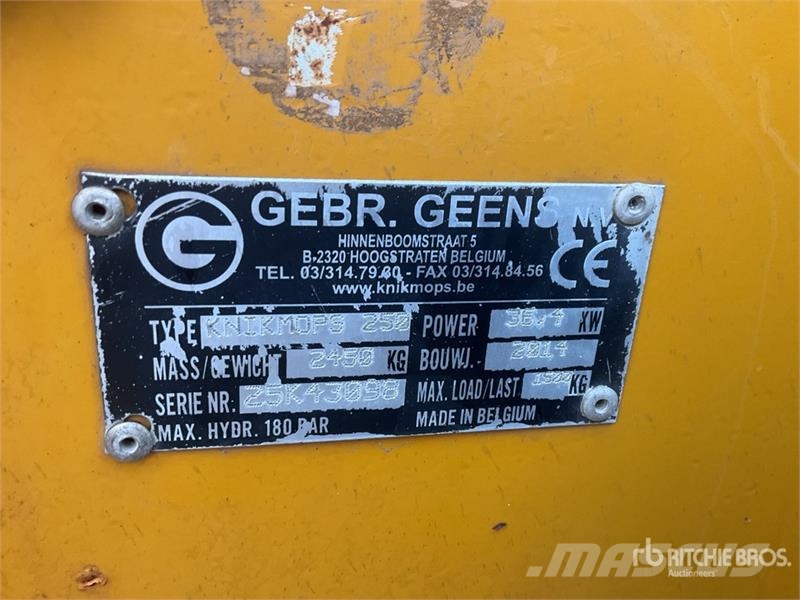 Knikmops KM250 Wheel Loader Kolesni nakladalci