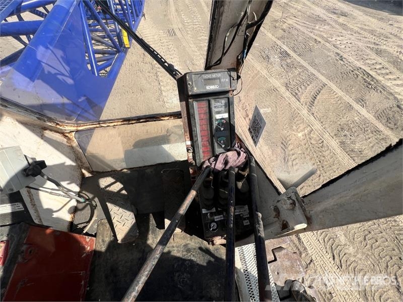 Kobelco BM800 90 ton Grue Sur Chenilles A Flèche En Treill Derik kranovi