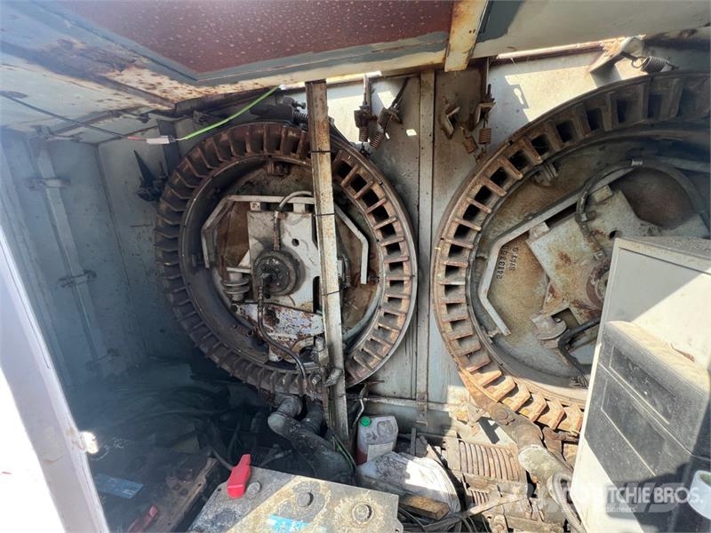 Kobelco BM800 Lattice-Boom Crawler Crane رافعات مجنزرة