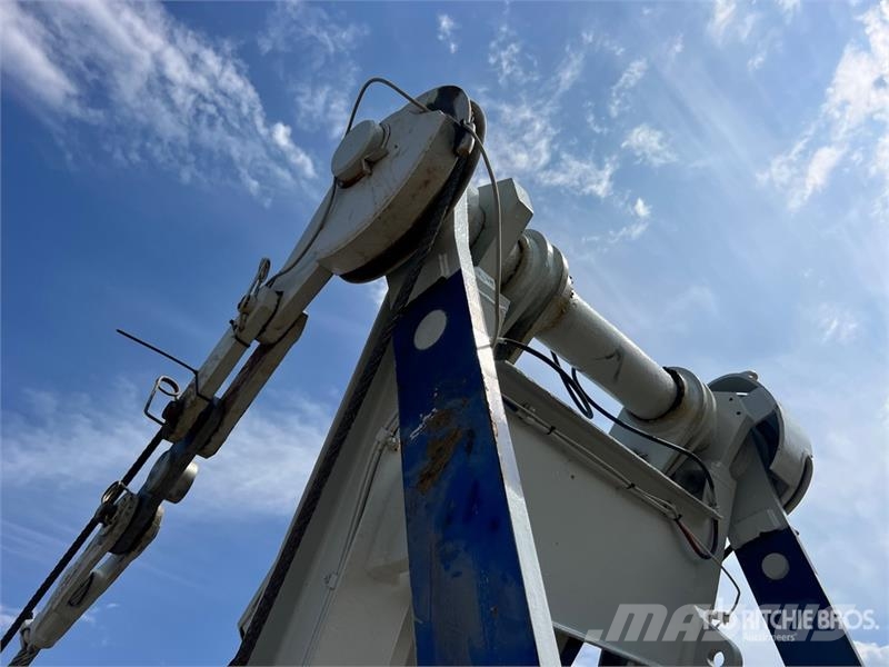 Kobelco BM800 Lattice-Boom Crawler Crane رافعات مجنزرة