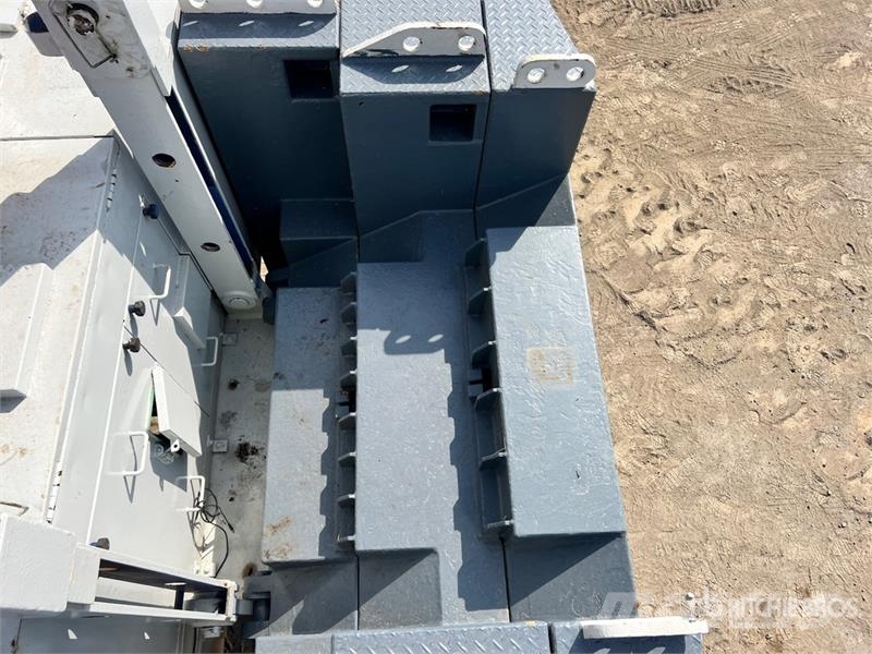 Kobelco BM800 Lattice-Boom Crawler Crane رافعات مجنزرة