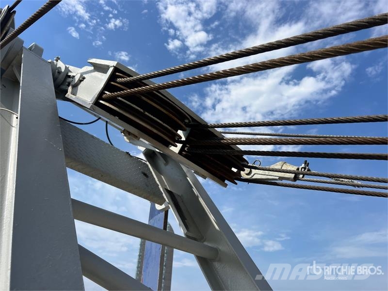 Kobelco BM800 Lattice-Boom Crawler Crane رافعات مجنزرة