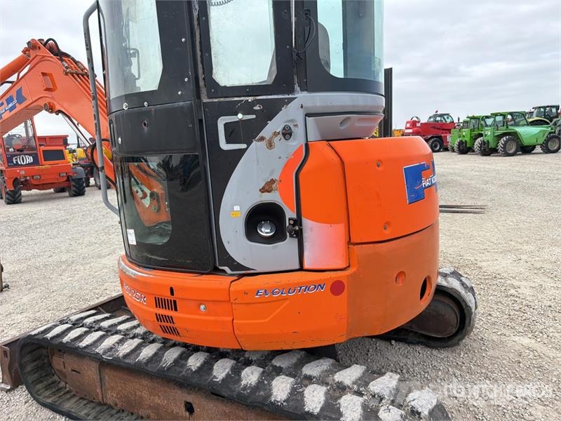 Kobelco E40.2SR Mini Excavator Mini kotrók < 7t