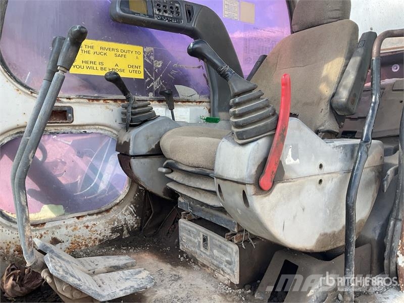 Kobelco SK200 Raupenbagger