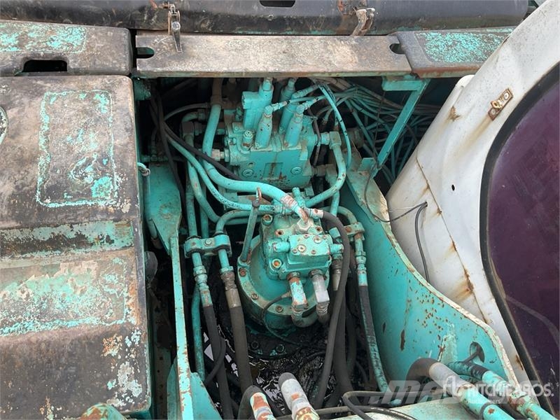 Kobelco SK200 Raupenbagger