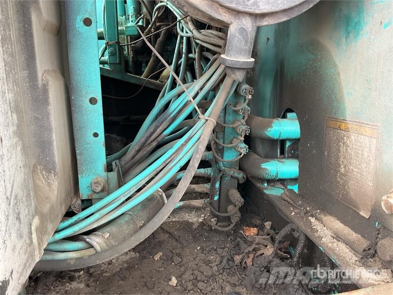 Kobelco SK200 Raupenbagger