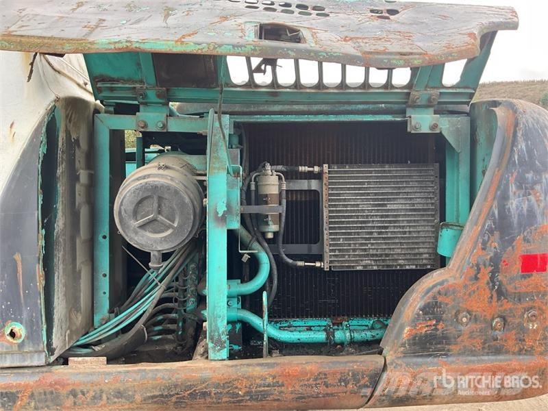 Kobelco SK200 Raupenbagger