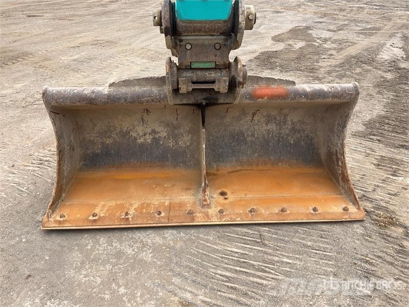 Kobelco SK210HLC-10E Hybrid Tracked Excavator Roomikekskavaatorid