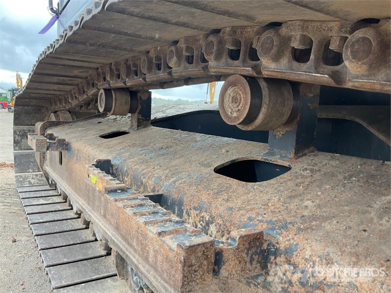 Kobelco SK210HLC-10E Hybrid Tracked Excavator Roomikekskavaatorid