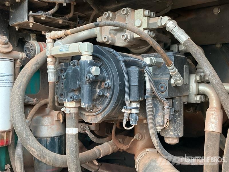 Kobelco SK210LC-10 Tracked Excavator Гусеничные экскаваторы
