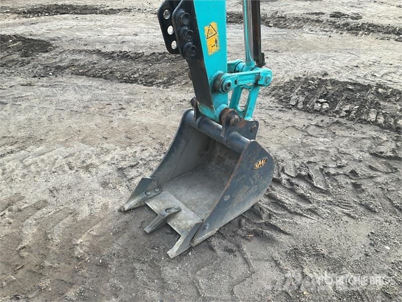 Kobelco SK28SR-6E Mini Excavator حفارات صغيرة أقل من 7 طن (حفارات صغيرة)