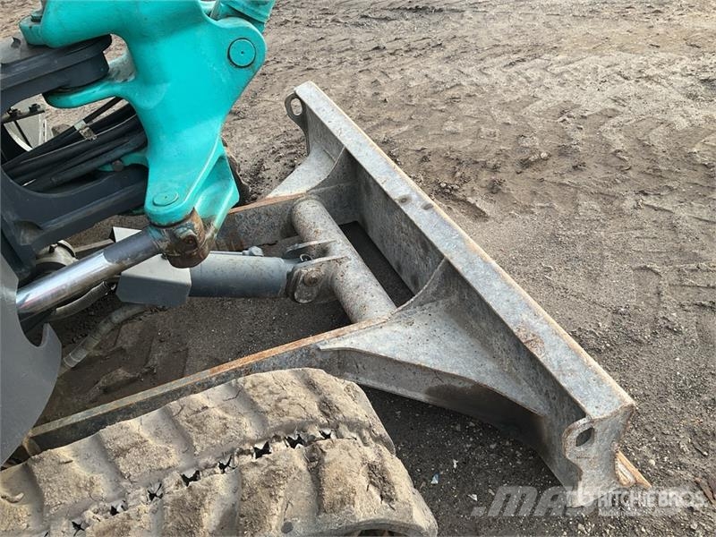 Kobelco SK28SR-6E Mini Excavator حفارات صغيرة أقل من 7 طن (حفارات صغيرة)