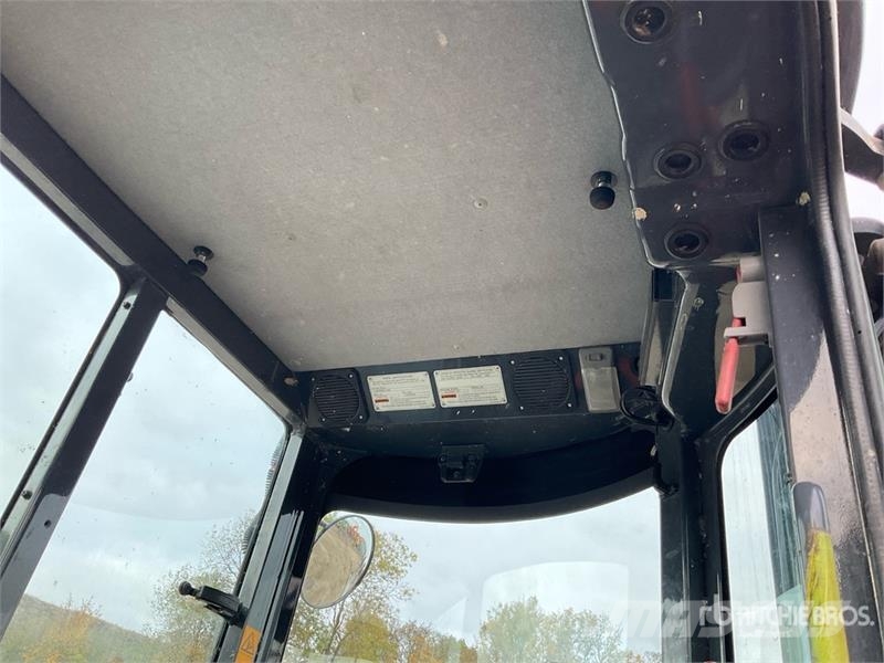Kobelco SK28SR-6E Mini Excavator حفارات صغيرة أقل من 7 طن (حفارات صغيرة)