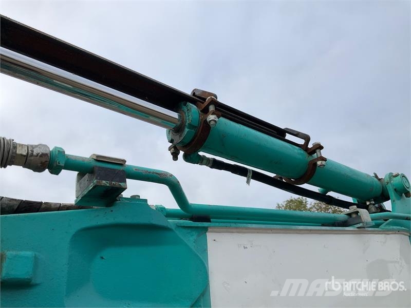 Kobelco SK28SR-6E Mini Excavator حفارات صغيرة أقل من 7 طن (حفارات صغيرة)