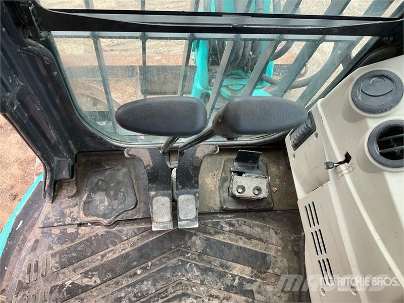 Kobelco SK28SR-6E Mini Excavator Mini kotrók < 7t