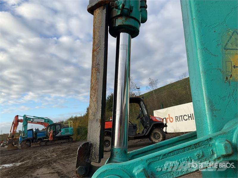 Kobelco SK28SR-6E Mini Excavator حفارات صغيرة أقل من 7 طن (حفارات صغيرة)